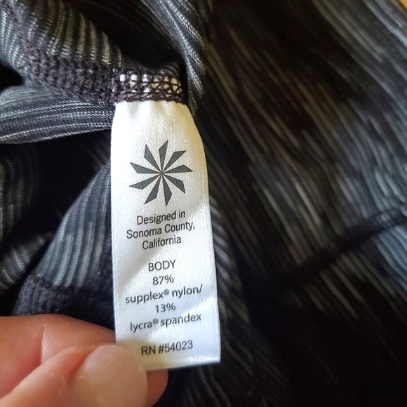 New Athleta Power-Up Capri, Gray - Picture 9 of 12